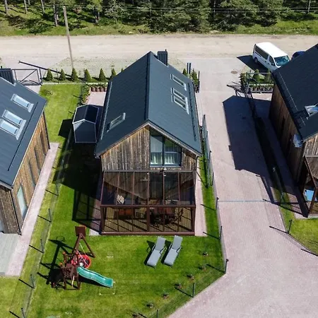 別荘 Family Forest House, By Cohost