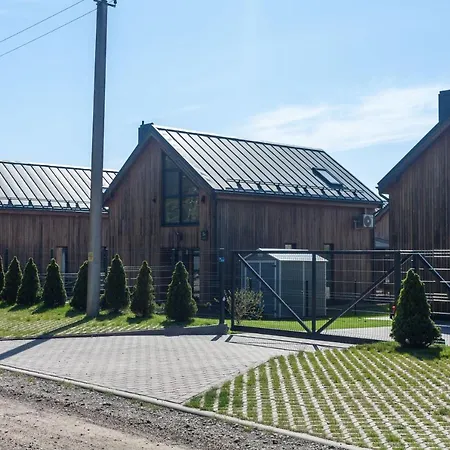 Family Forest House, By Cohost Будинок відпочинку *