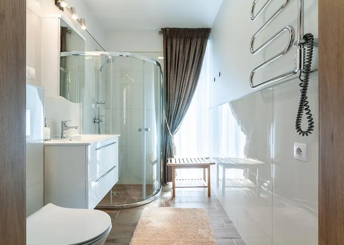 Family Forest House, By Cohost Будинок відпочинку