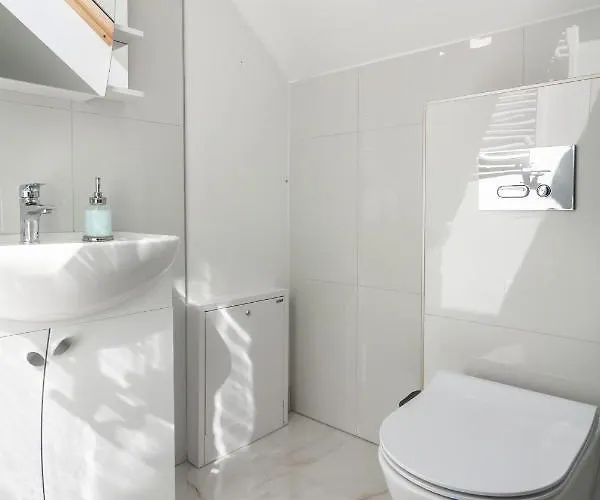 Будинок відпочинку Family Forest House, By Cohost *