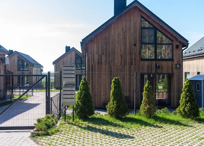 Family Forest House, By Cohost Будинок відпочинку *